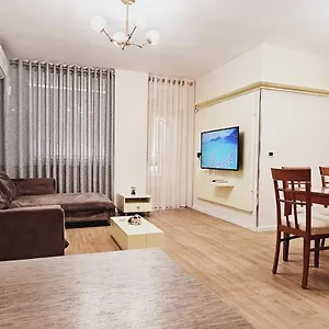  Apartment Discover From Our 3-room With Free Parking-komuna E Parisit