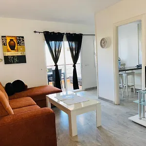https://rios-apartment-los-cristianos.in-canary-islands.com